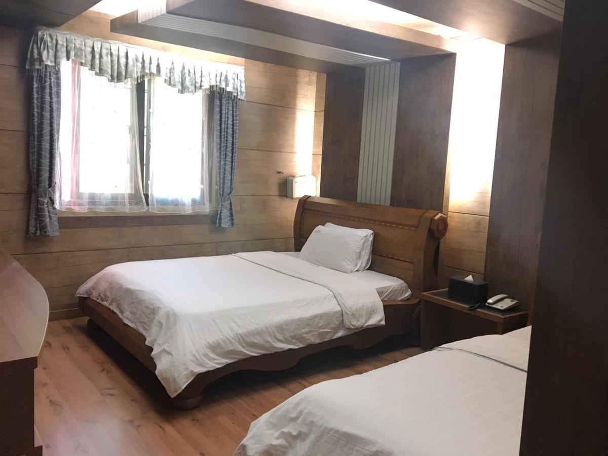 Nobless Hotel Gwangju Metropolitan City Exterior photo