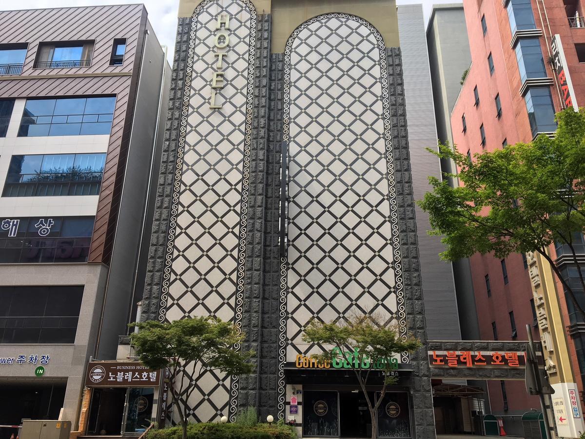 Nobless Hotel Gwangju Metropolitan City Exterior photo